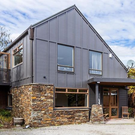 Turangi Trout Lodge Экстерьер фото