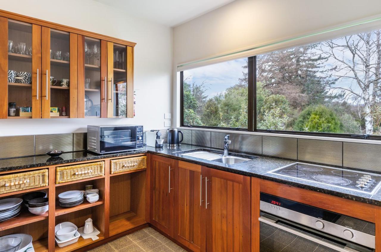 Turangi Trout Lodge Экстерьер фото