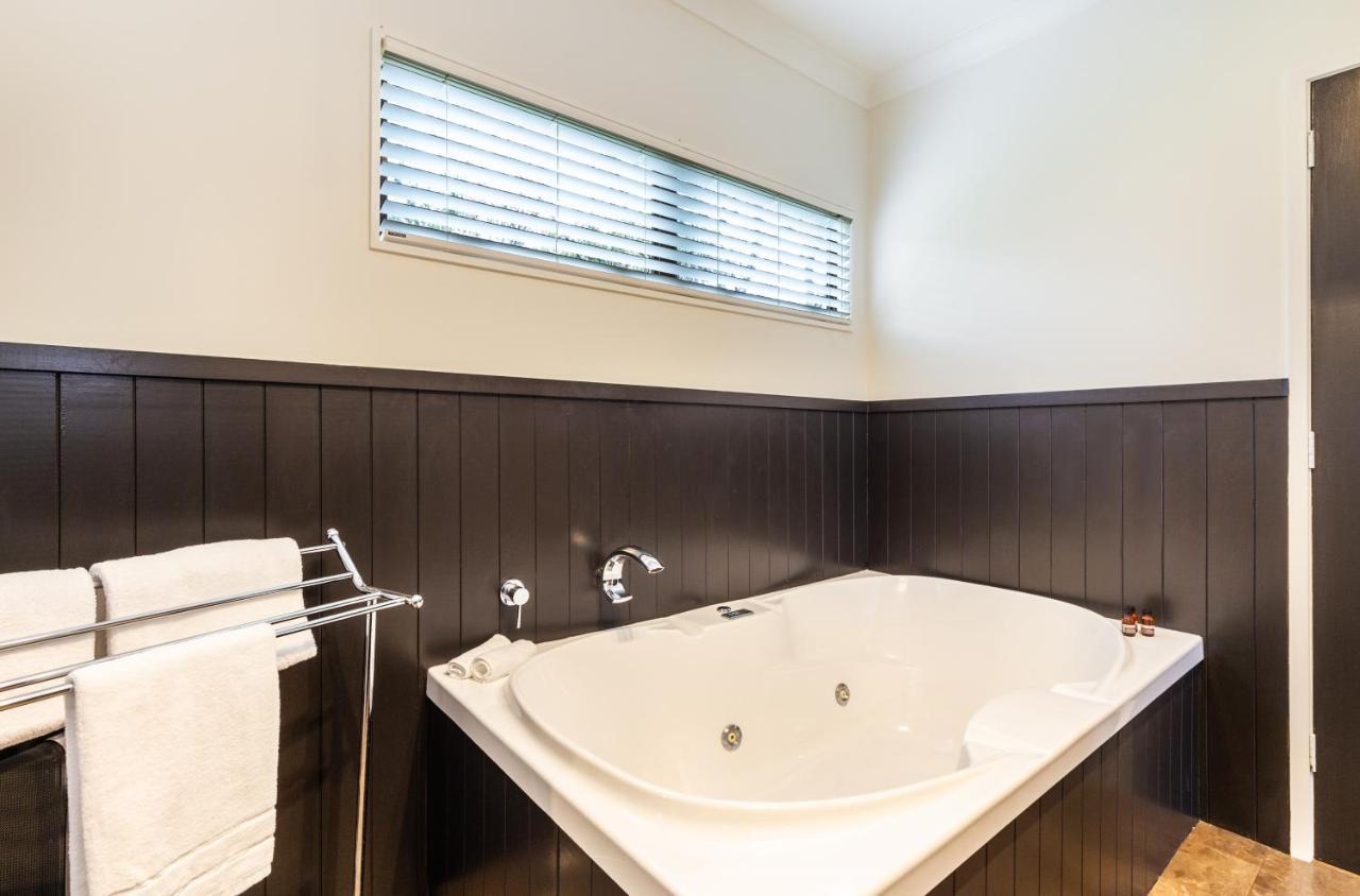 Turangi Trout Lodge Экстерьер фото
