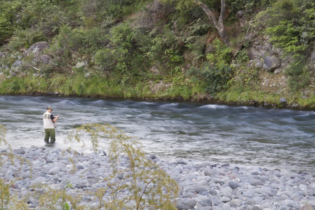 Turangi Trout Lodge Экстерьер фото